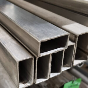 Tubes rectangulaires en inox