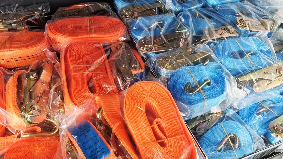 Équipement d'atelier - sangles à cliquet